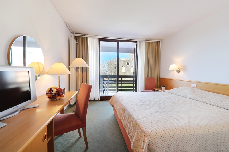 Hotel Vile Park BERNARDIN 3*